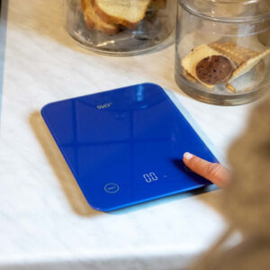 Ultradunne gekleurde digitale weegschaal, blauw