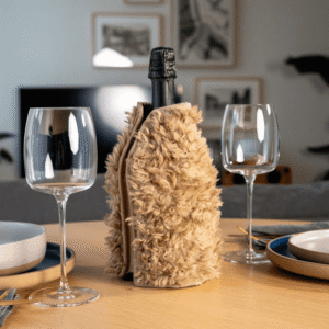 Zachte ijsemmer. Beige