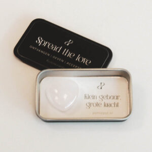 Geluksblikje: Spread the love - Ontvangen/geven/accepteren